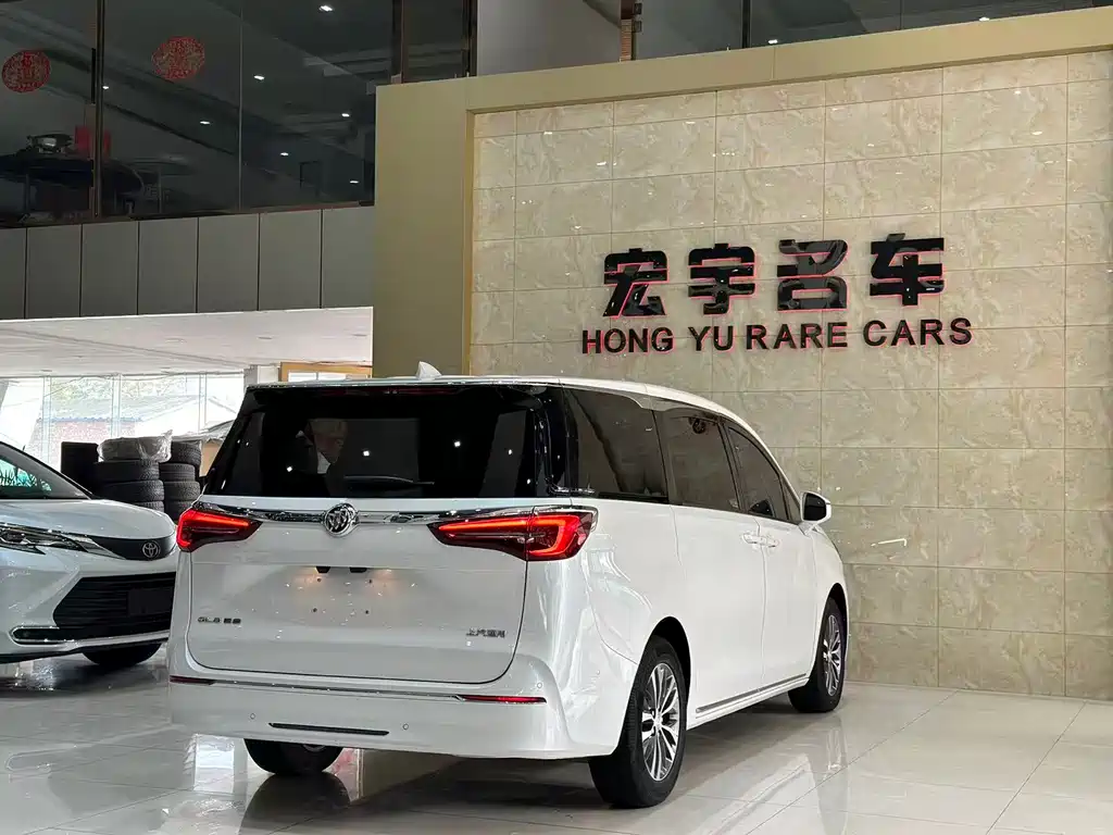 Buick GL8 2023 ES Lu Zun Exclusive Model купить на сайте DeffCars