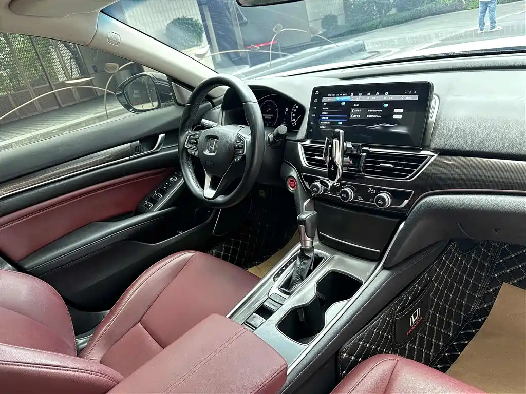 Accord 2022 260TURBO Magic Night Premium Edition купить на сайте DeffCars