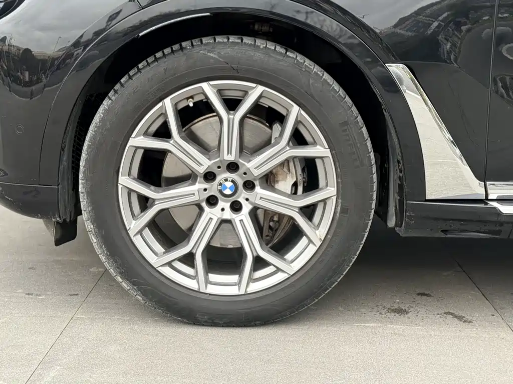 BMW X7 2021 xDrive40i Leading Luxury Package купить на сайте DeffCars