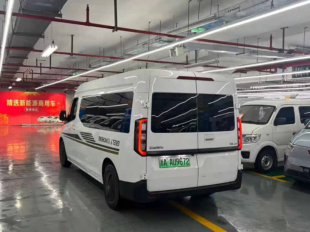 Jinbei Long-range super VAN 2024 Yucheng version bottom bracket mid-top 83kWh купить на сайте DeffCars