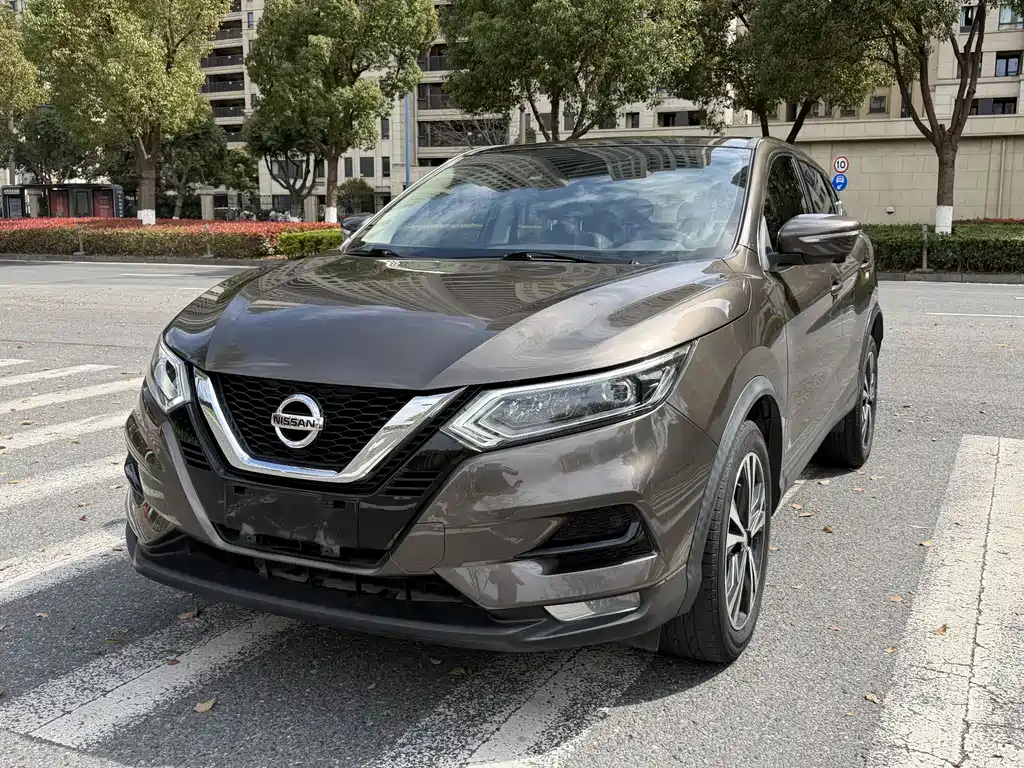 Qashqai 2019 2.0L CVT Deluxe Edition купить на сайте DeffCars