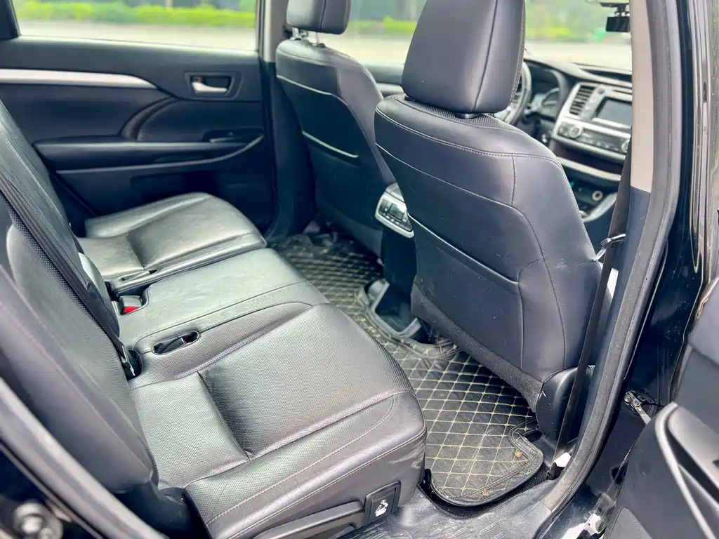 Highlander 2017 2.0T four-wheel drive luxury version 7 seats купить на сайте DeffCars