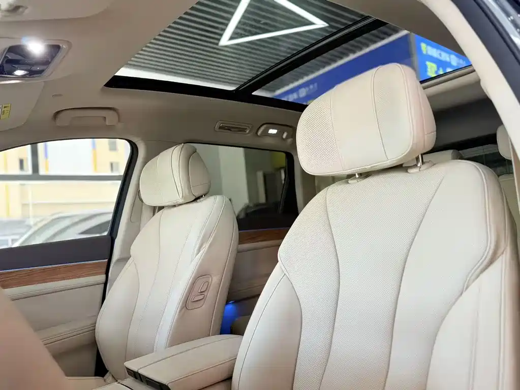Wenjie M7 2024 1.5T Intelligent Driving Four-wheel Drive Ultra Version 5 Seats купить на сайте DeffCars