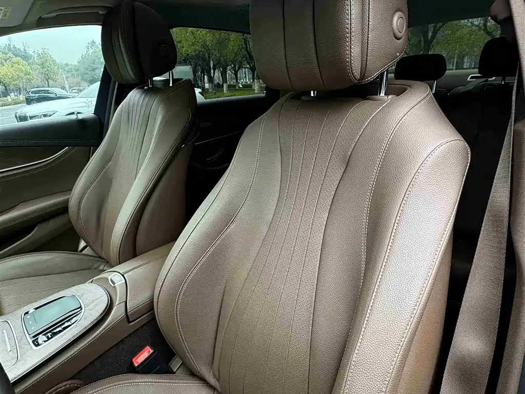 Mercedes-Benz E-Class 2019 E 200 L купить на сайте DeffCars