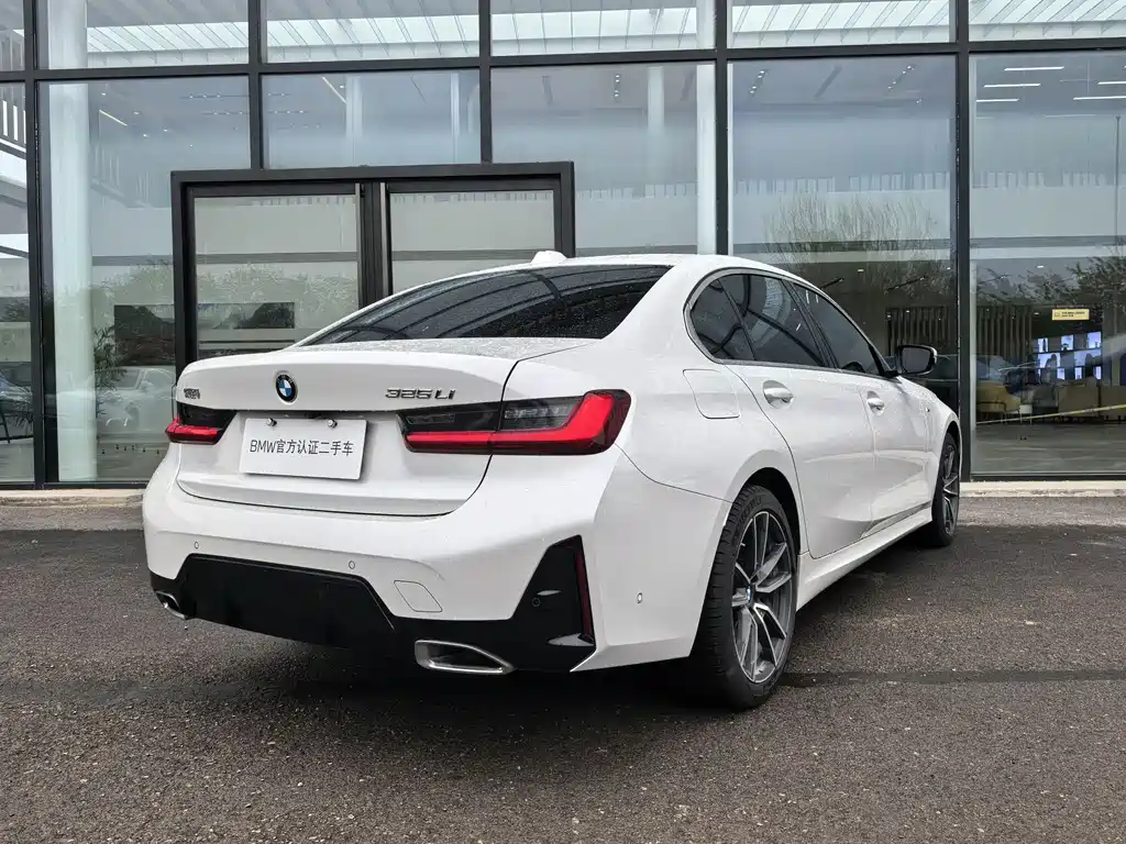 BMW 3 Series 2025 325Li M Sports Package купить на сайте DeffCars