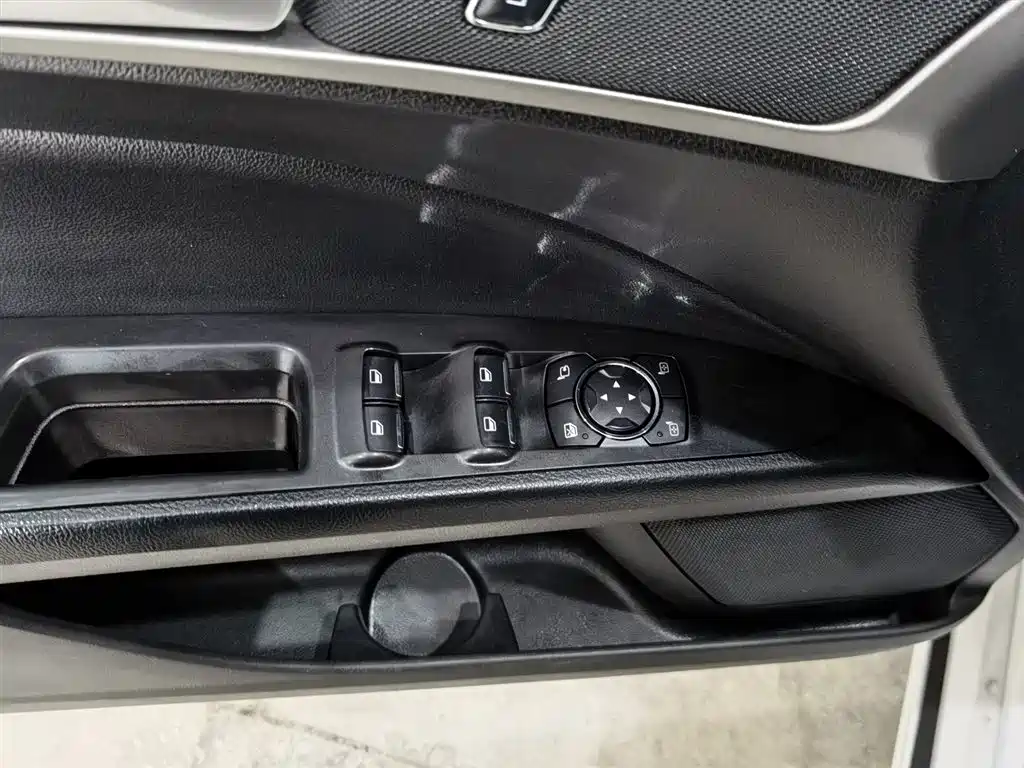 Mondeo 2017 EcoBoost 180 Fashion Model купить на сайте DeffCars