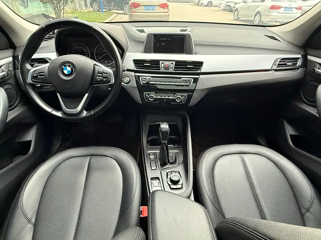 BMW X1 2018 sDrive18Li Fashion Model купить на сайте DeffCars