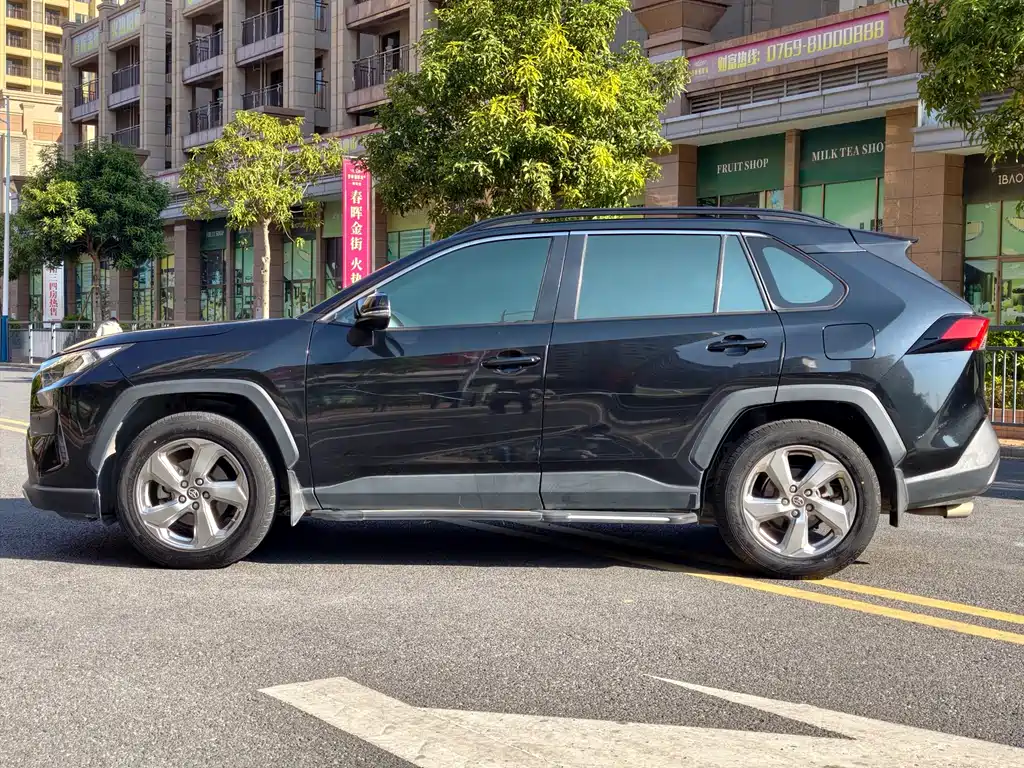 RAV4 Rongfang 2022 2.0L CVT two-wheel drive fashion Plus version купить на сайте DeffCars