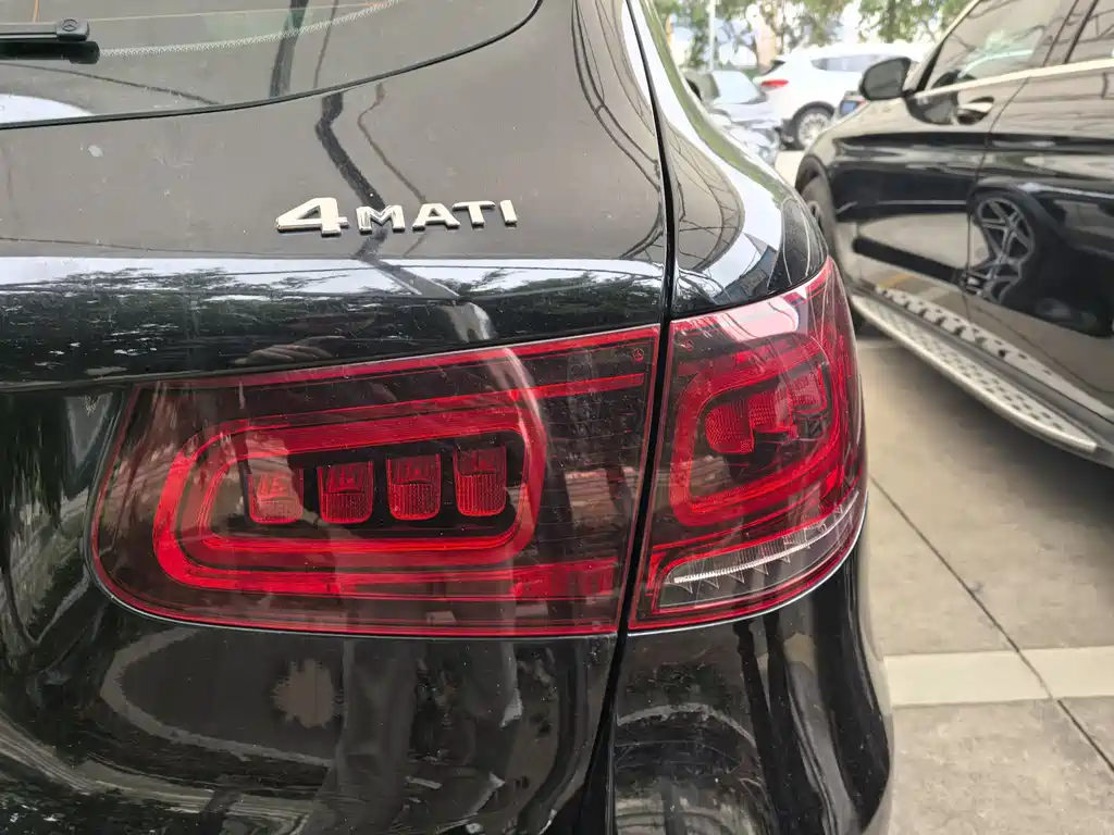 Mercedes-Benz GLC 2020 facelift GLC 260 L 4MATIC dynamic купить на сайте DeffCars