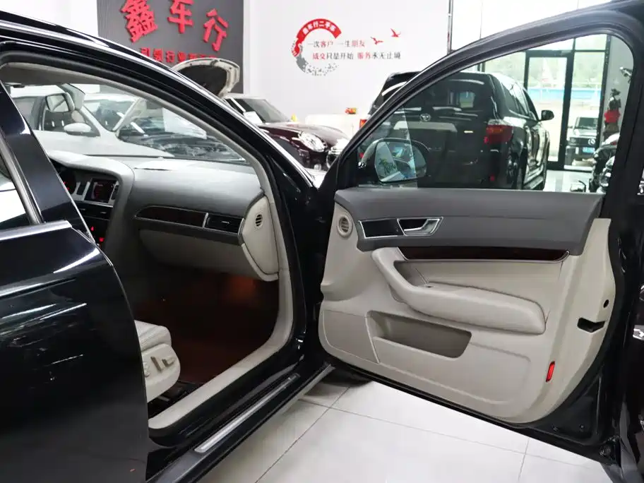 Audi A6L 2011 2.4L Comfort Type купить на сайте DeffCars
