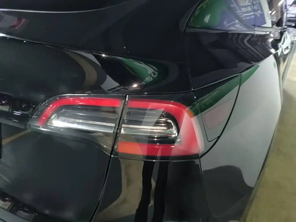 Model Y 2022 rear-wheel drive version купить на сайте DeffCars