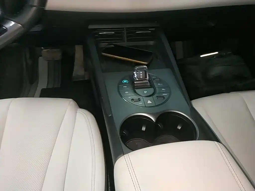 Seal 06 2025 DM-i Smart 80km Luxury Edition купить на сайте DeffCars