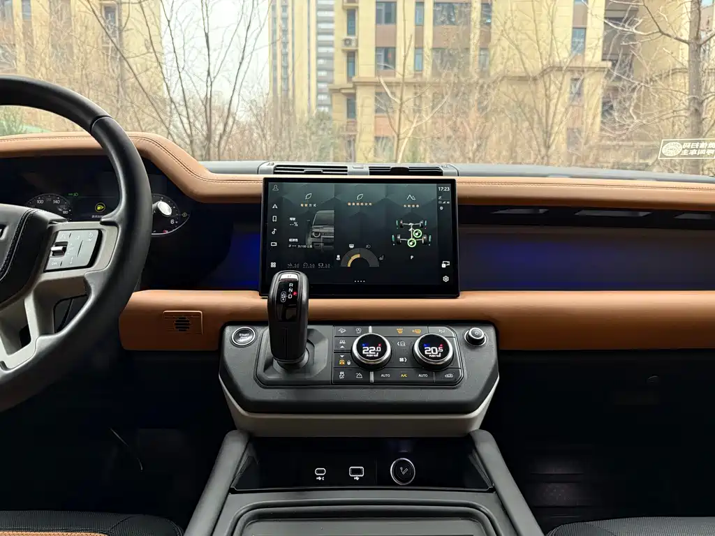 Land Rover Defender 2023 110 3.0T P400 X-DYNAMIC HSE купить на сайте DeffCars