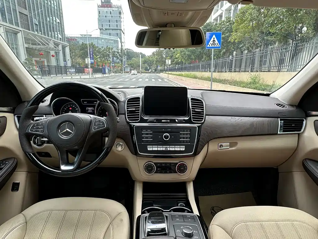 Mercedes-Benz GLS 2017 GLS 400 4MATIC luxury model купить на сайте DeffCars