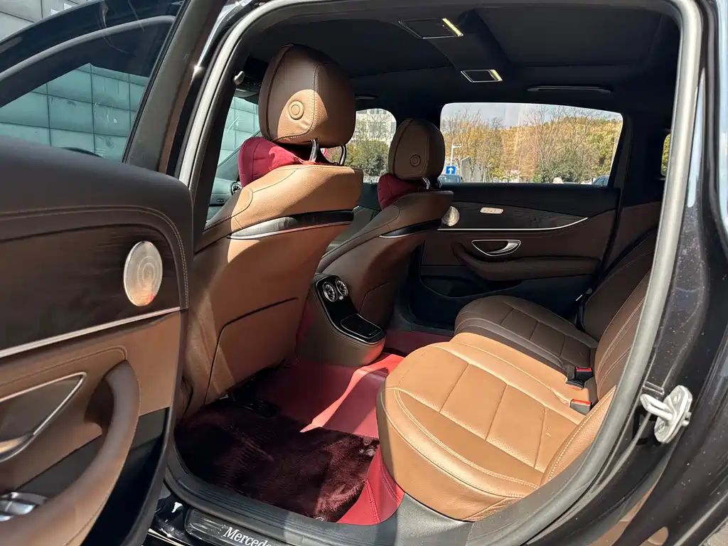 Mercedes-Benz E-Class 2023 E 260 L Sports купить на сайте DeffCars