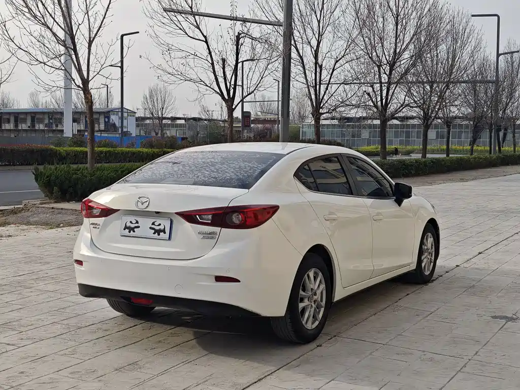 Mazda3 Angkesela 2017 Sedan 1.5L Automatic Comfort Type National V купить на сайте DeffCars