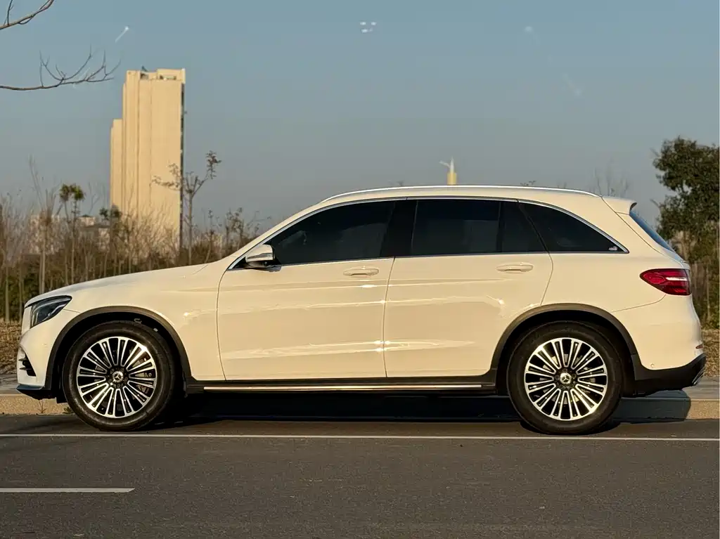 Mercedes-Benz GLC 2018 GLC 260 4MATIC Dynamic купить на сайте DeffCars