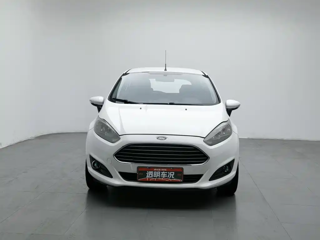 Carnival 2013 hatchback 1.5L manual style купить на сайте DeffCars