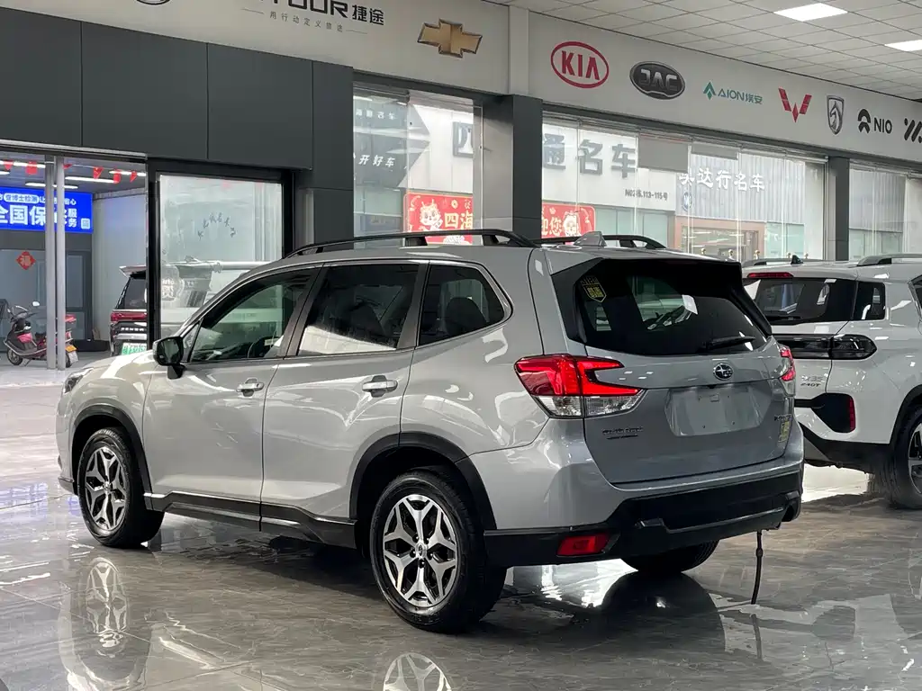 Forester 2022 2.0i AWD Deluxe Edition EyeSight купить на сайте DeffCars