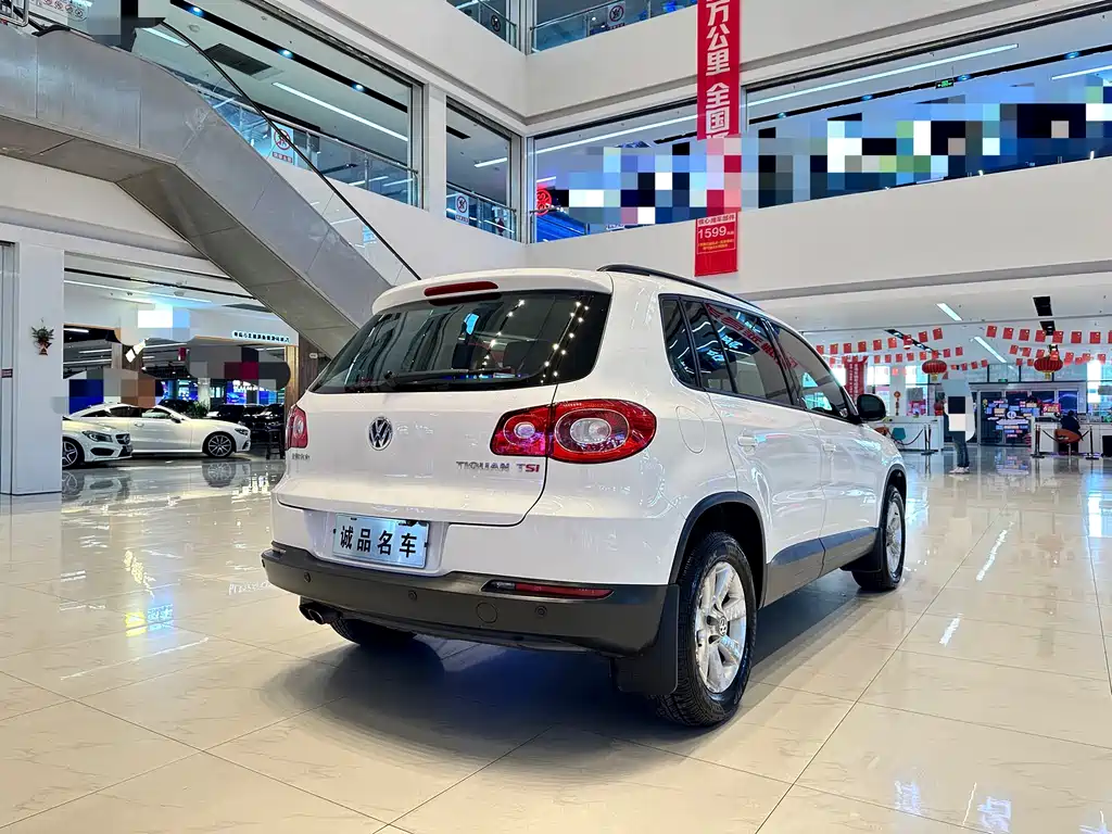 Tiguan 2012 1.8TSI automatic two-wheel drive fashion version купить на сайте DeffCars