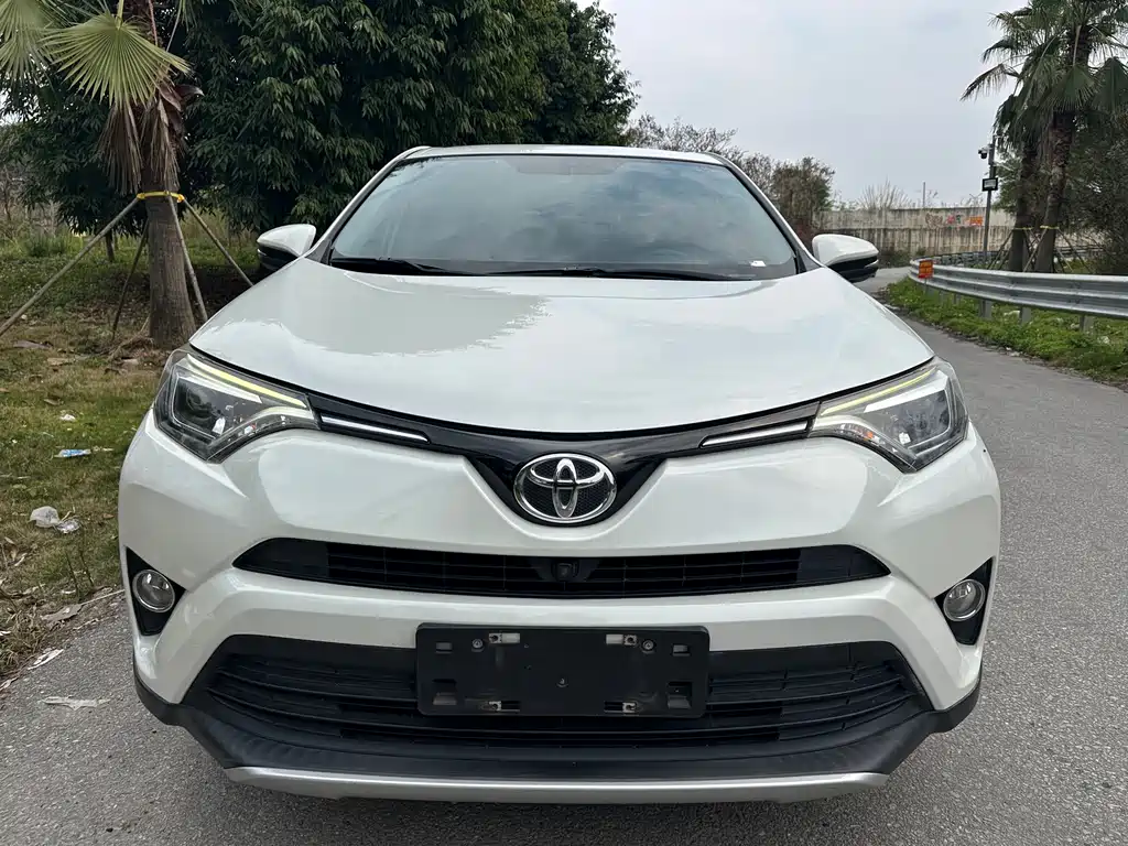 RAV4 Rongfang 2019 2.0L CVT two-wheel drive fashion version National VI купить на сайте DeffCars
