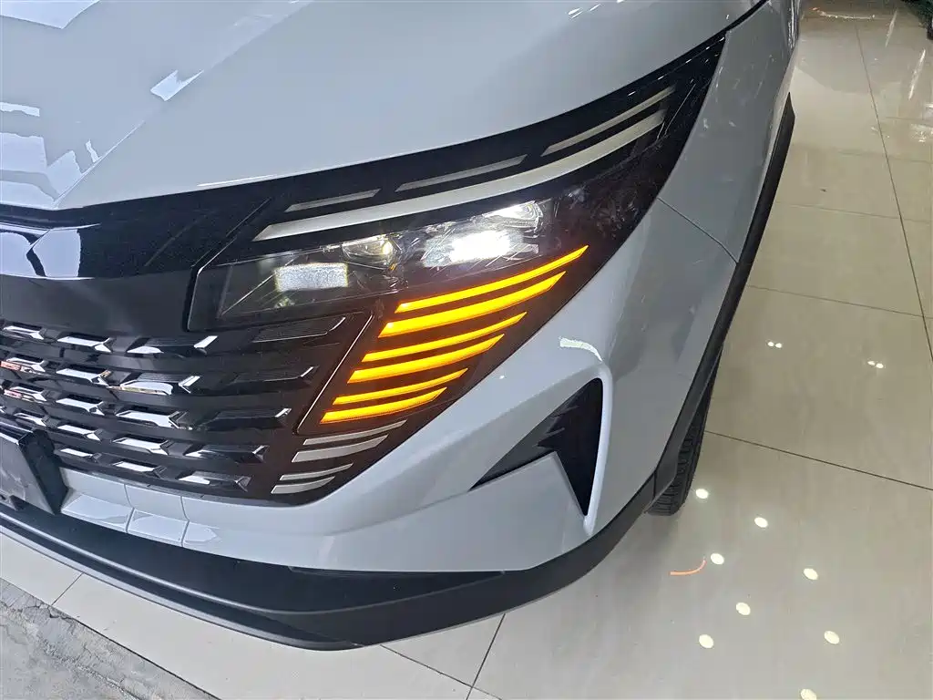 Qashqai 2025 Honor 2.0L CVT XV+ Leading Edition купить на сайте DeffCars