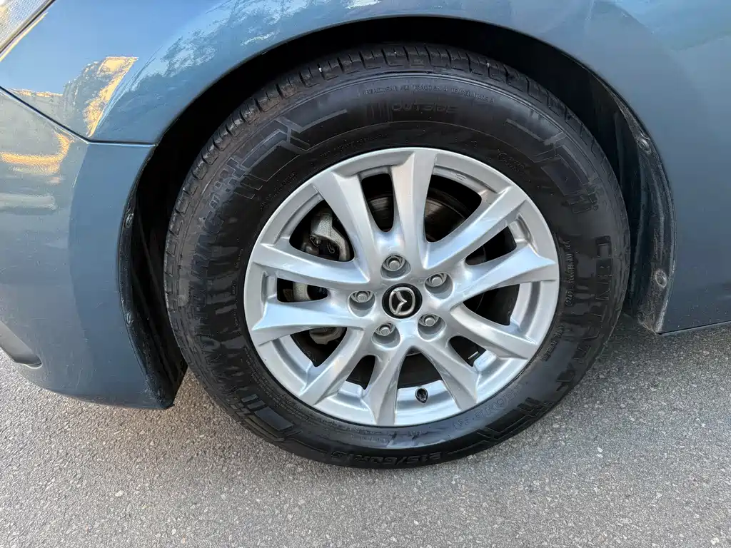 Mazda Axela 2014 sedan 1.5L automatic comfort type купить на сайте DeffCars