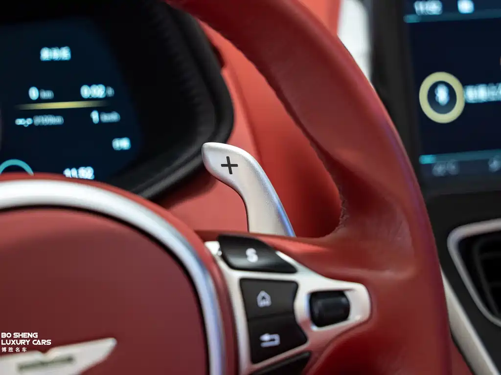 Aston Martin DB11 2019 4.0T V8 Volante купить на сайте DeffCars