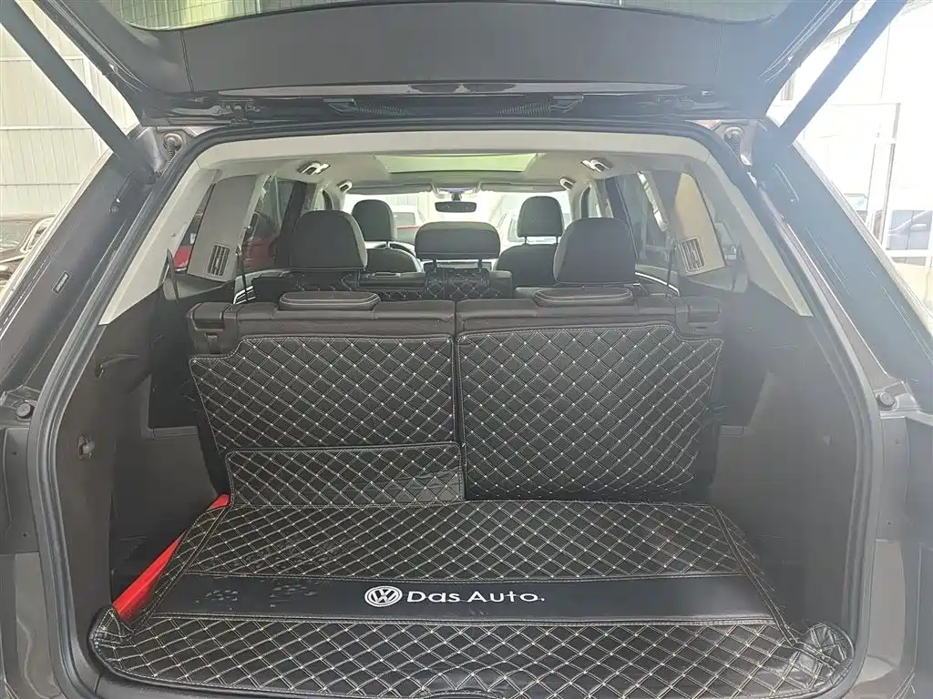 Touron 2020 380TSI four-wheel drive luxury version National VI купить на сайте DeffCars