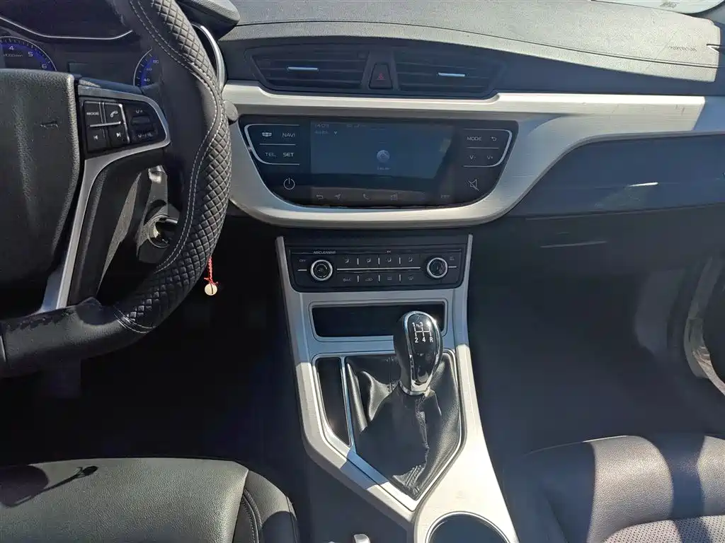 Yuanjing 2018 1.5L Manual Happiness Edition купить на сайте DeffCars