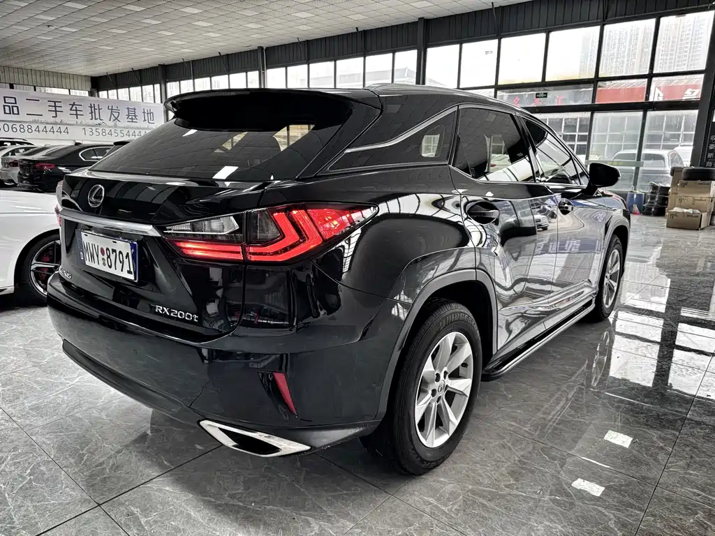 Lexus RX 2016 300 2WD Elite Edition National V купить на сайте DeffCars