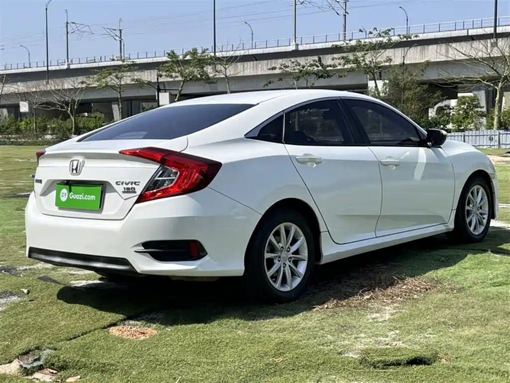 Civic 2016 180TURBO CVT Comfort Edition купить на сайте DeffCars