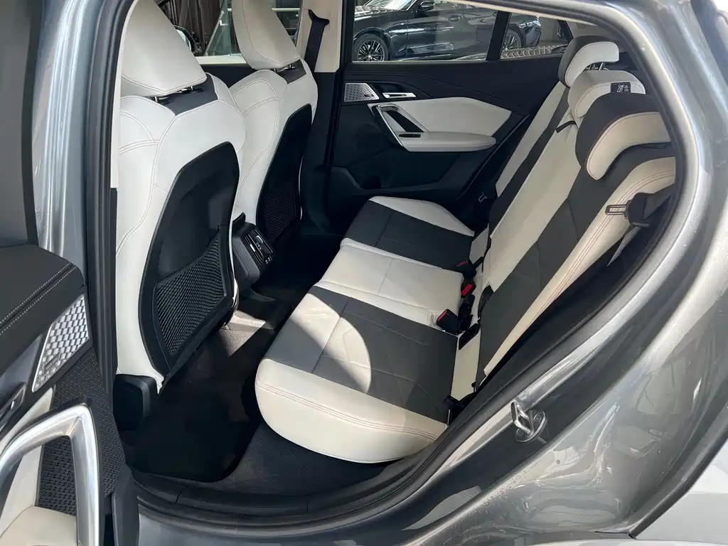 BMW X2 imported 2024 sDrive25i M sports package купить на сайте DeffCars