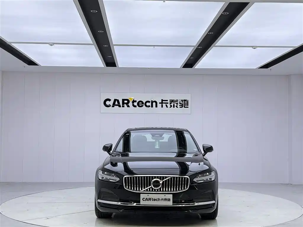 Volvo S90 2025 B5 Zhiyi Luxury Edition купить на сайте DeffCars