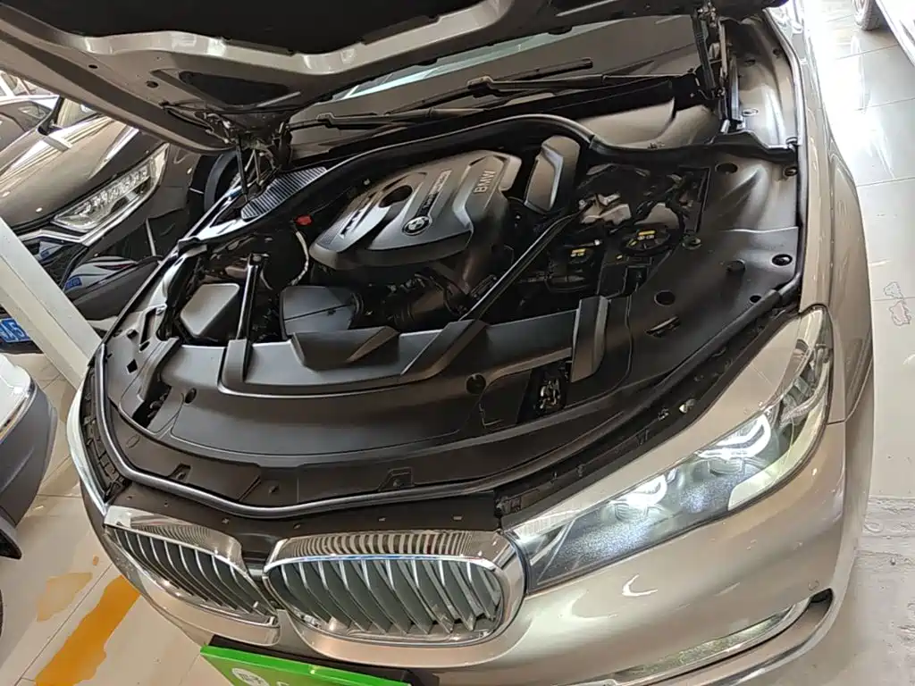 BMW 7 Series 2018 730Li Leading Excellence Package купить на сайте DeffCars