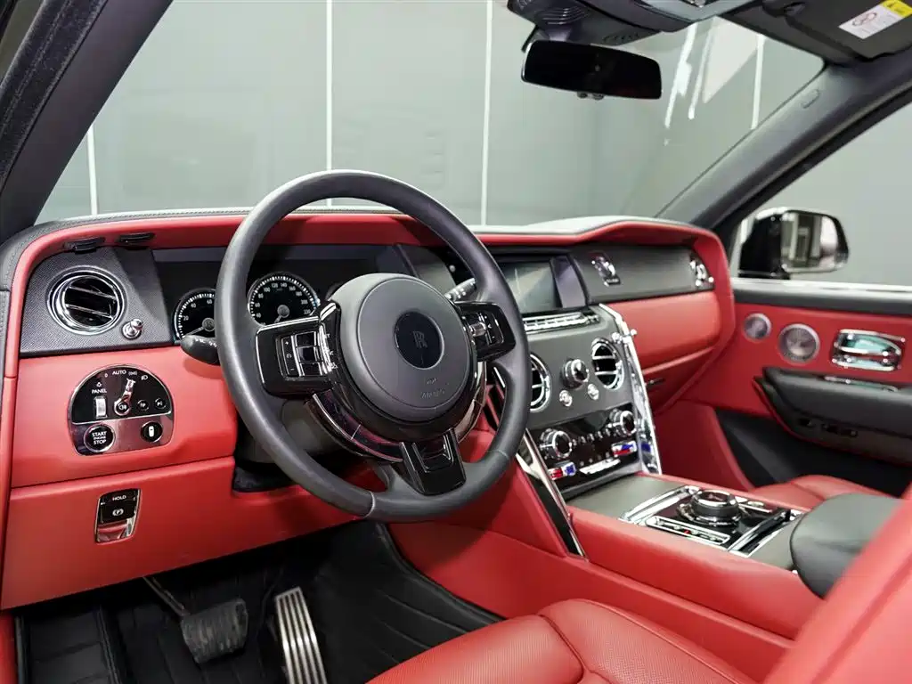 Cullinan 2018 four-seat version купить на сайте DeffCars