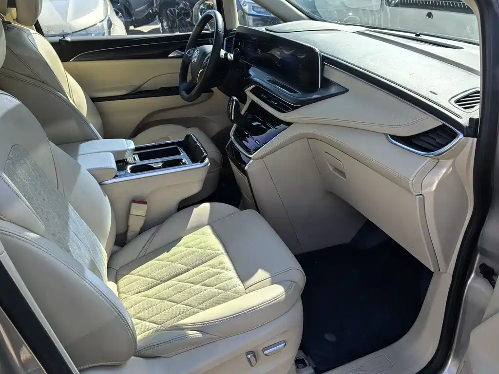 Buick GL8 2023 ES Lu Zun Luxury Heyue Edition купить на сайте DeffCars
