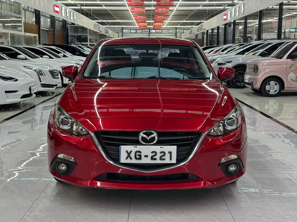 Mazda3 Angkesela 2016 sedan 1.5L automatic luxury model купить на сайте DeffCars