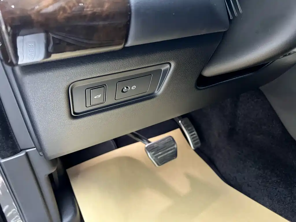 Range Rover 2021 3.0 L6 Legend Edition купить на сайте DeffCars