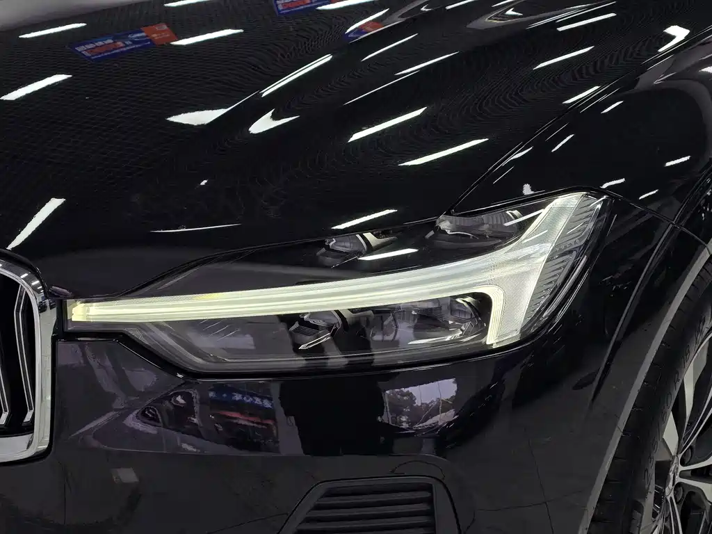 Volvo XC60 2023 B5 four-wheel drive Zhiyi Luxury Edition купить на сайте DeffCars