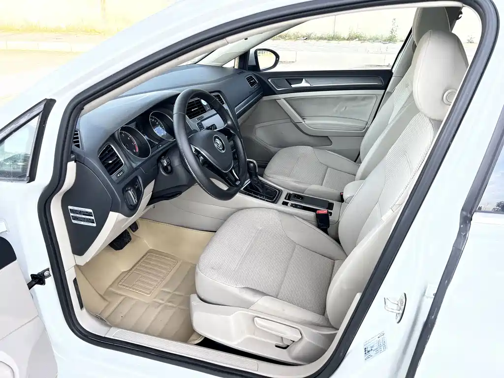 Golf 2016 230TSI automatic comfort type купить на сайте DeffCars