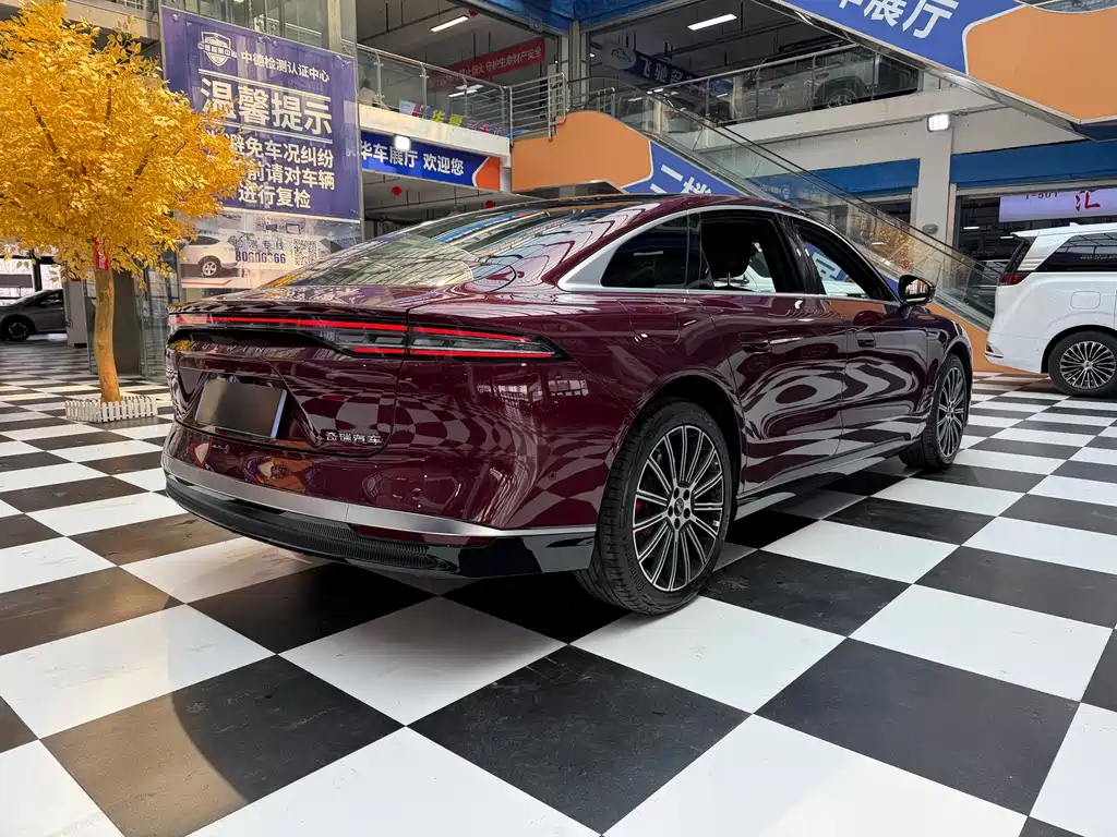 Fengyun A9L 2025 four-wheel drive high-energy peak version купить на сайте DeffCars