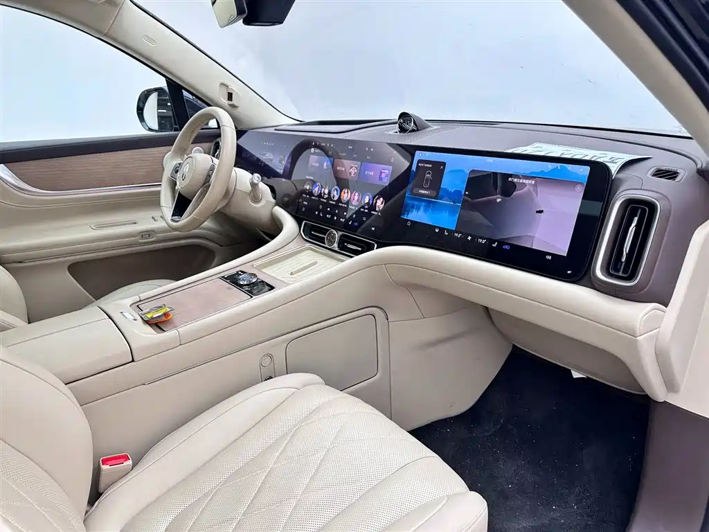 Wenjie M9 2024 extended range Ultra version 52kWh 5-seater version купить на сайте DeffCars