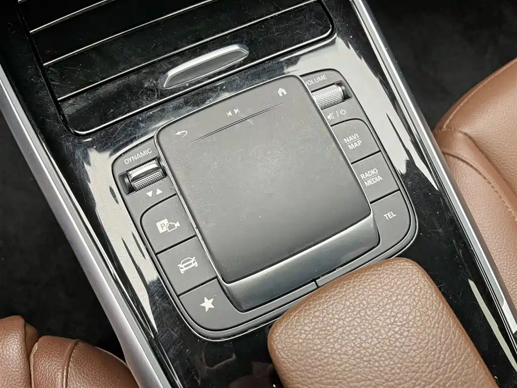 Mercedes-Benz GLB 2022 GLB 220 Fashion Model купить на сайте DeffCars