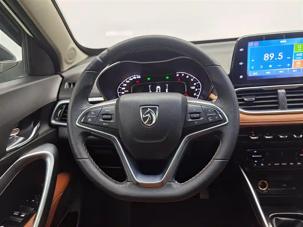 Baojun 510 2017 1.5L manual luxury model купить на сайте DeffCars