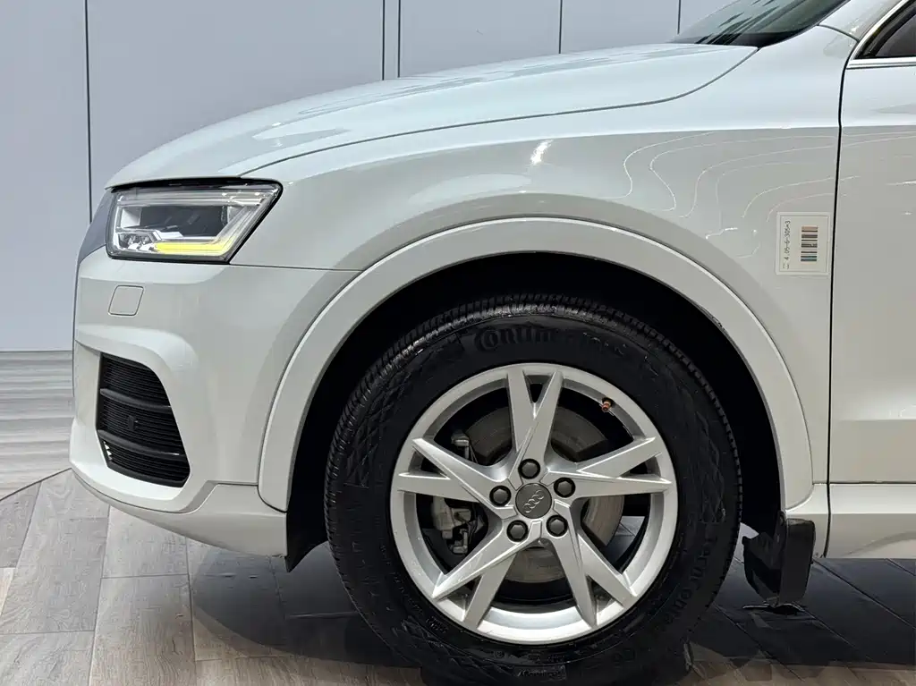 Audi Q3 2018 30th Anniversary Model 30 TFSI Fashion Model купить на сайте DeffCars