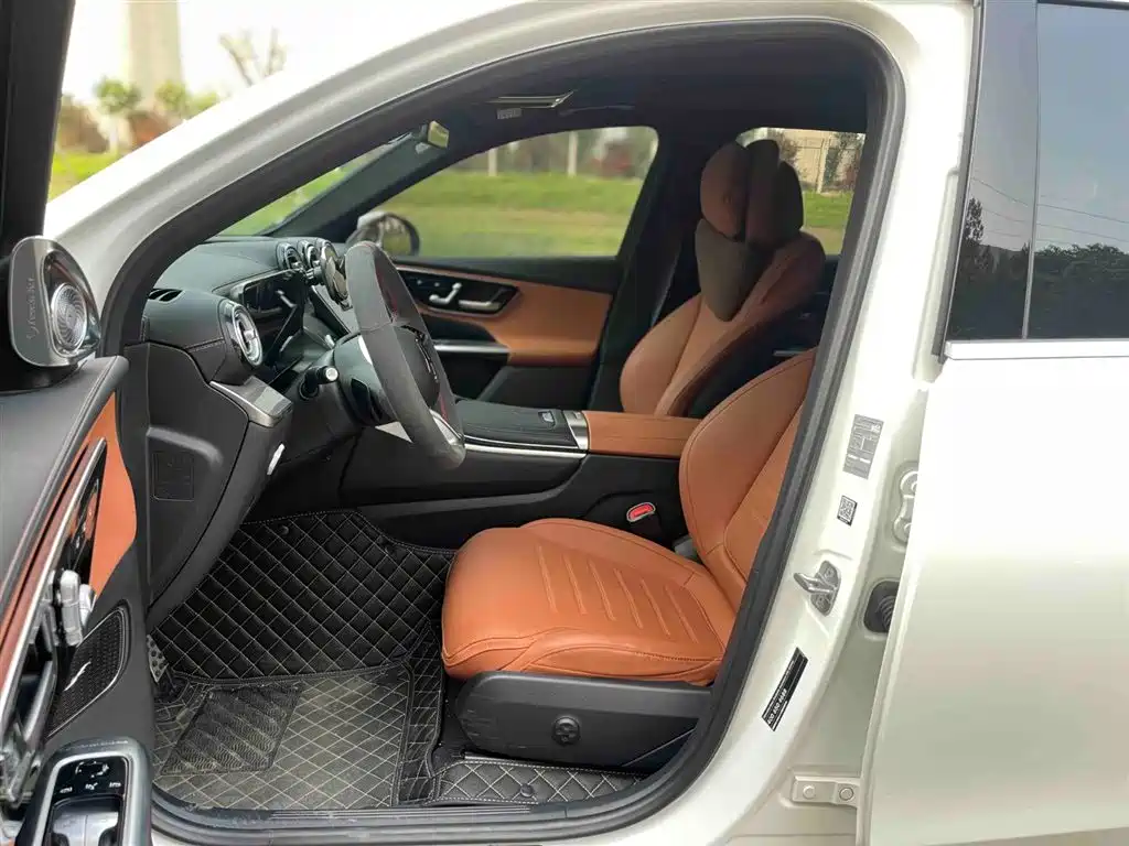 Mercedes-Benz GLC 2024 GLC 260 L 4MATIC Dynamic 5-seater купить на сайте DeffCars