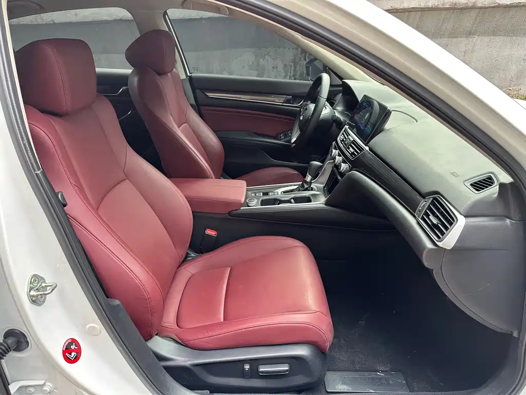 Accord 2022 260TURBO Magic Night Premium Edition купить на сайте DeffCars