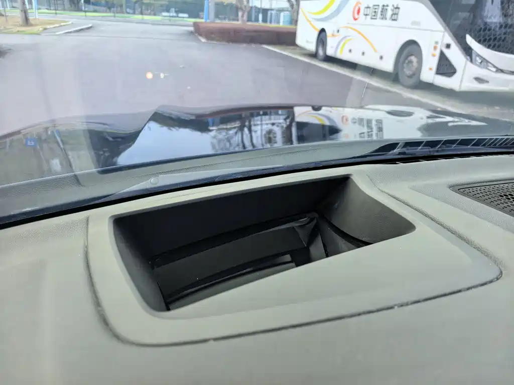 BMW X6 2022 facelift second xDrive40i exclusive M sports package купить на сайте DeffCars