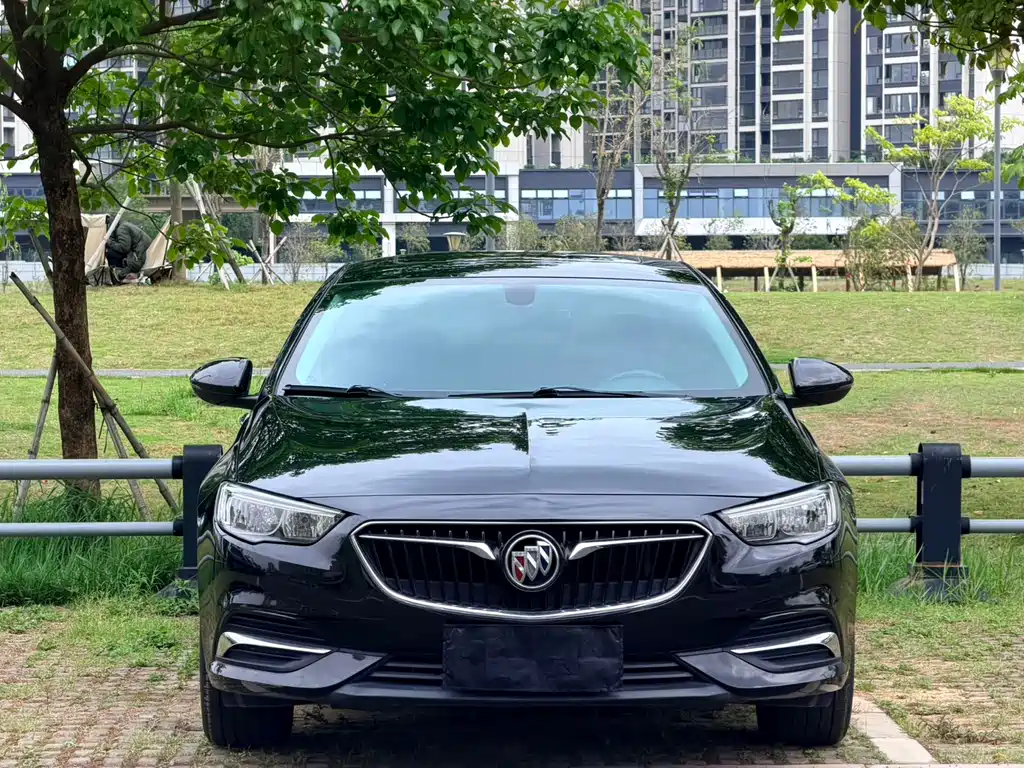 Regal 2019 20T Elite National VI купить на сайте DeffCars